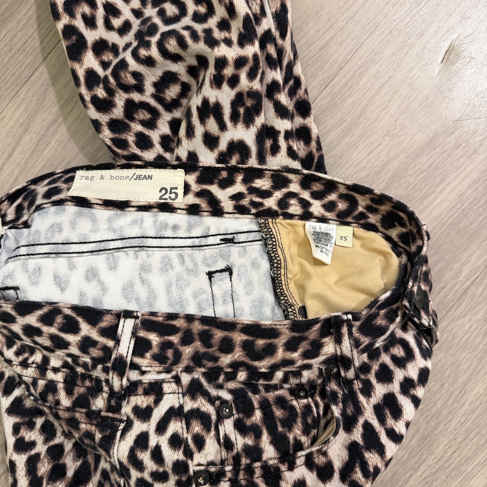 rag & bone Leopard Print Skinny Jeans in Tan and Black - Picture 6 of 6
